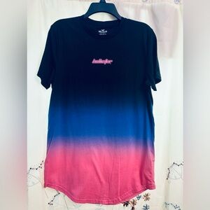 Hollister Tie Dye Black/Blue/Pink Ombre Tee
Unisex Curved Hem 100% Cotton Size M